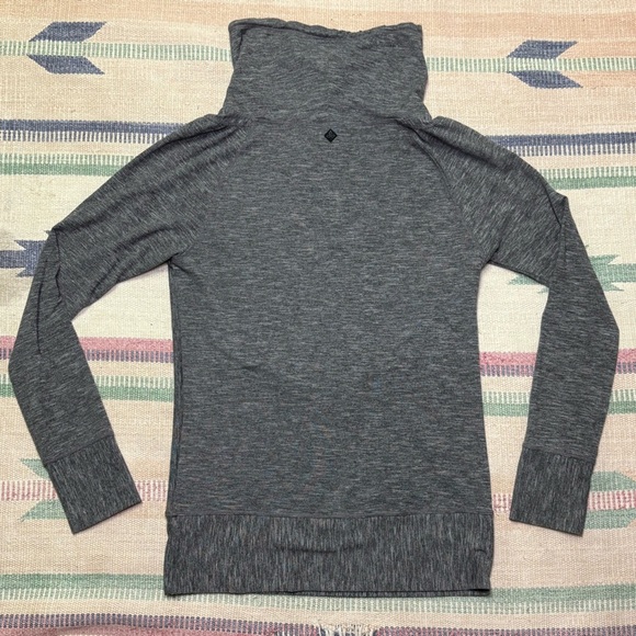 PrAna Women’s Small Cowl Neck Pullover Poly Blend Sweatshirt Grey Front Pockets - Picture 2 of 8